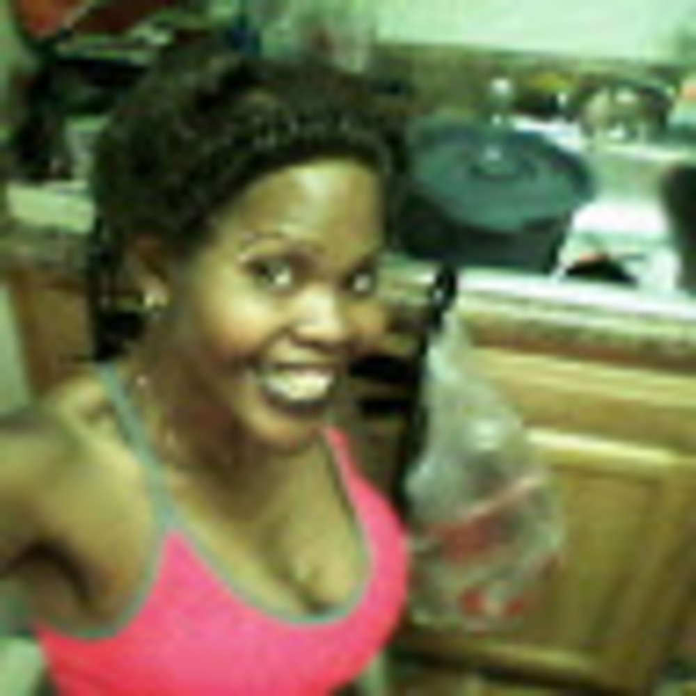 Meet your Posher, Mia